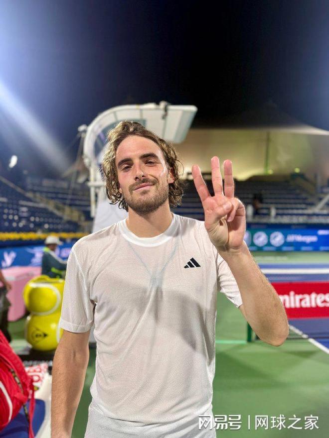 开云体育app-意大利网球队翻盘英国网球队，西西帕斯爆发神勇