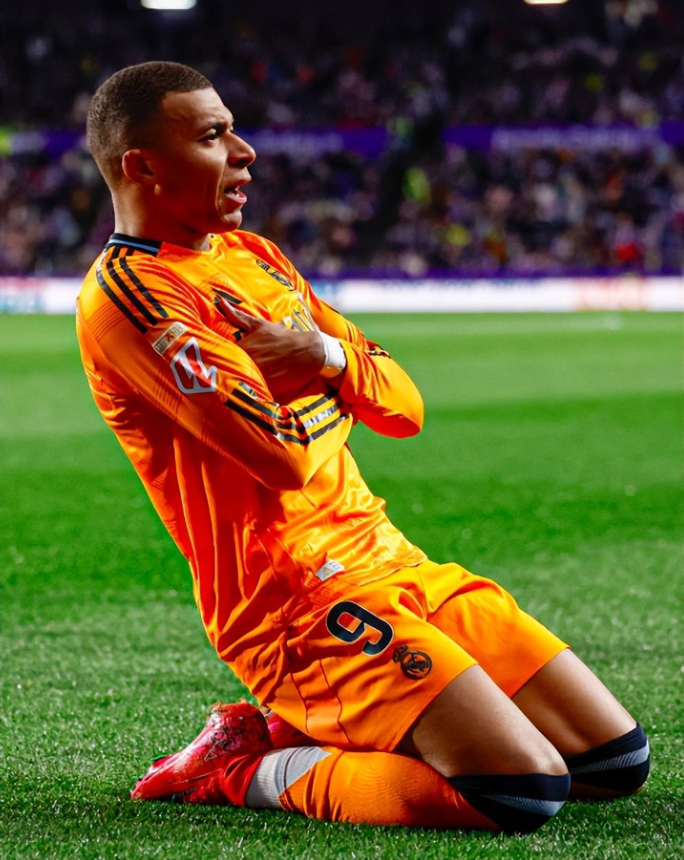 开云体育APP下载-塞维利亚轻取曼联，姆巴佩爆发神勇的简单介绍