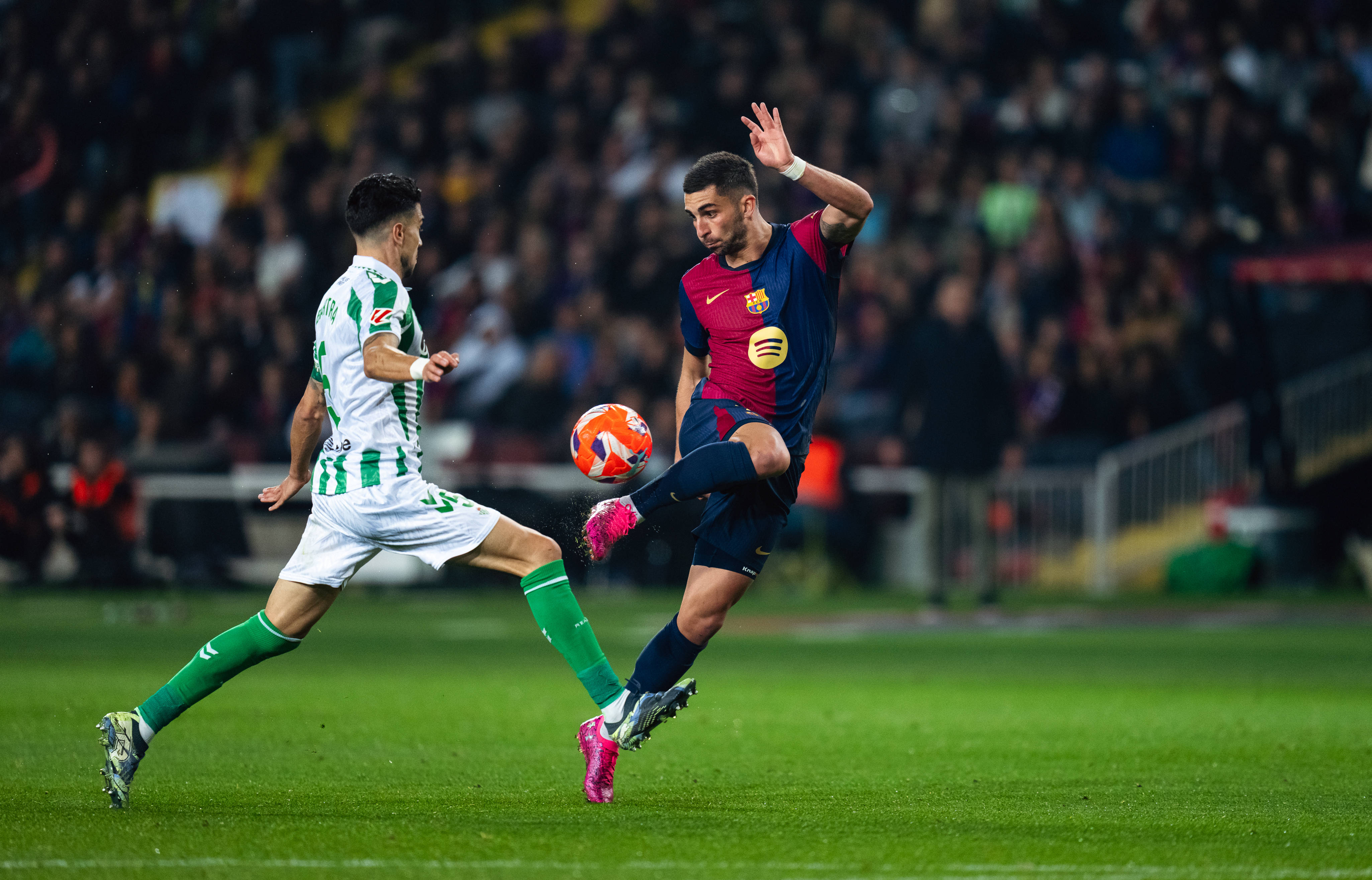 开云体育登录-乌拉圭险胜皇马，托雷斯送出助攻的简单介绍