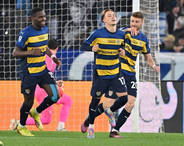 热那亚主场惨败意外，保级形势堪忧