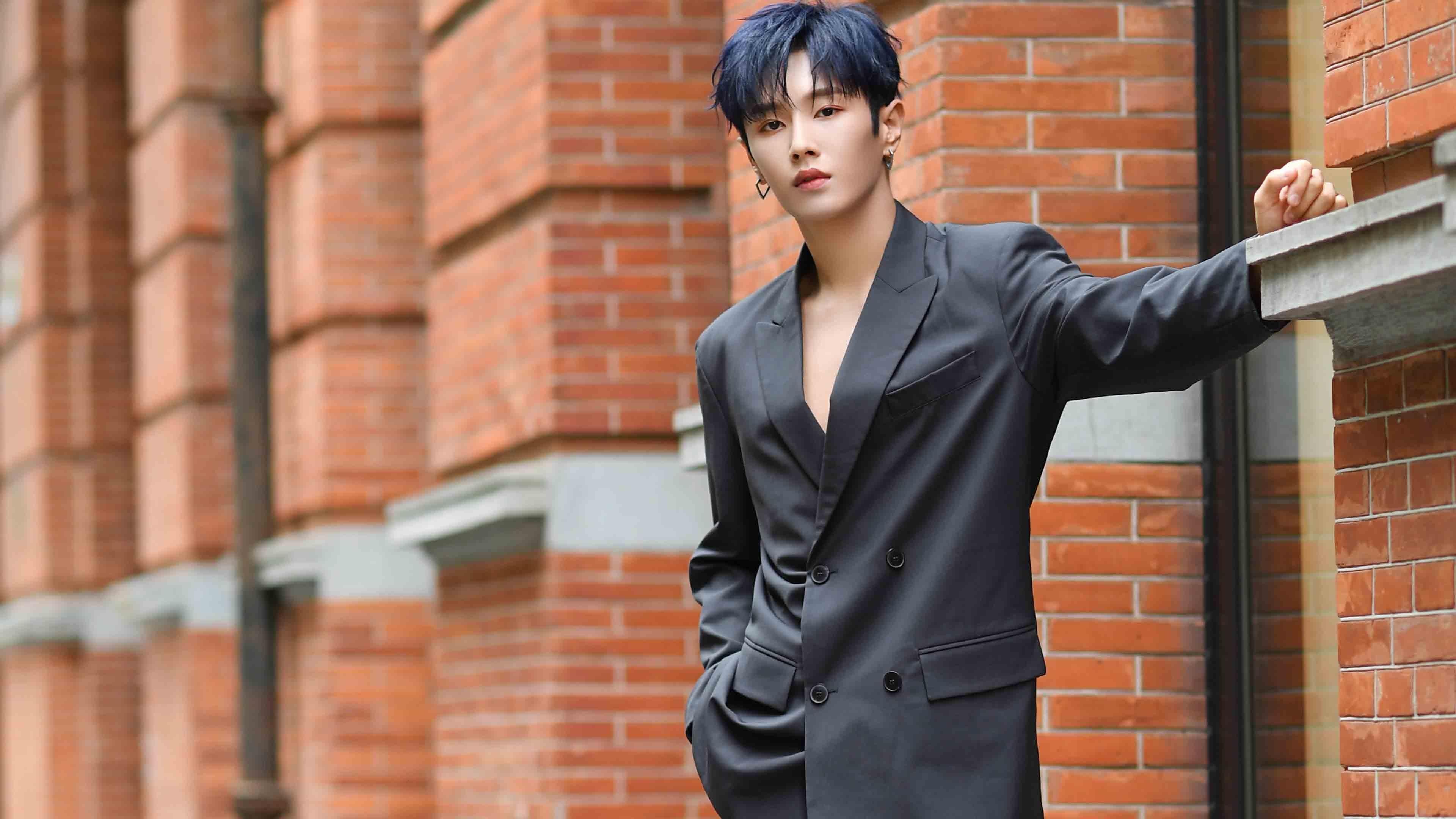 开云体育app-绿茵场与硬木地板的共鸣，当世界杯焦点战遇上跨洋篮球对决