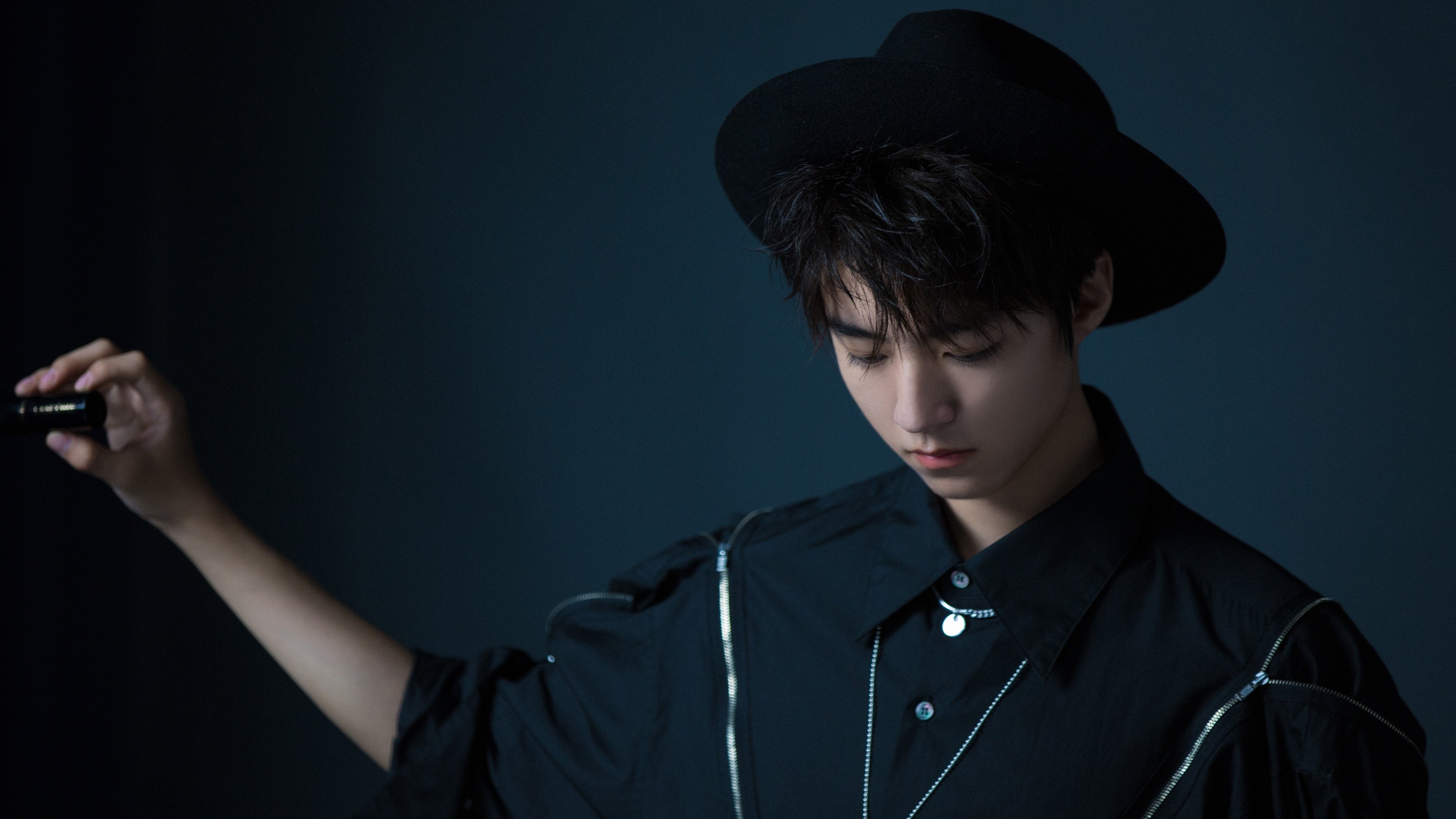 硬仗之王拉文引领深圳队惊天逆转开拓者