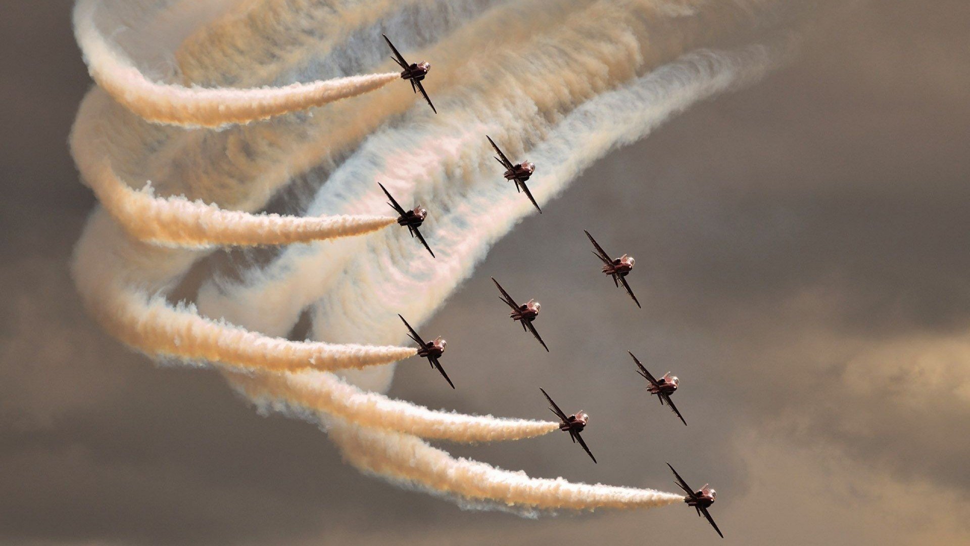 开云体育-东决夜唯一的神，当伊布踏入篮球禁区