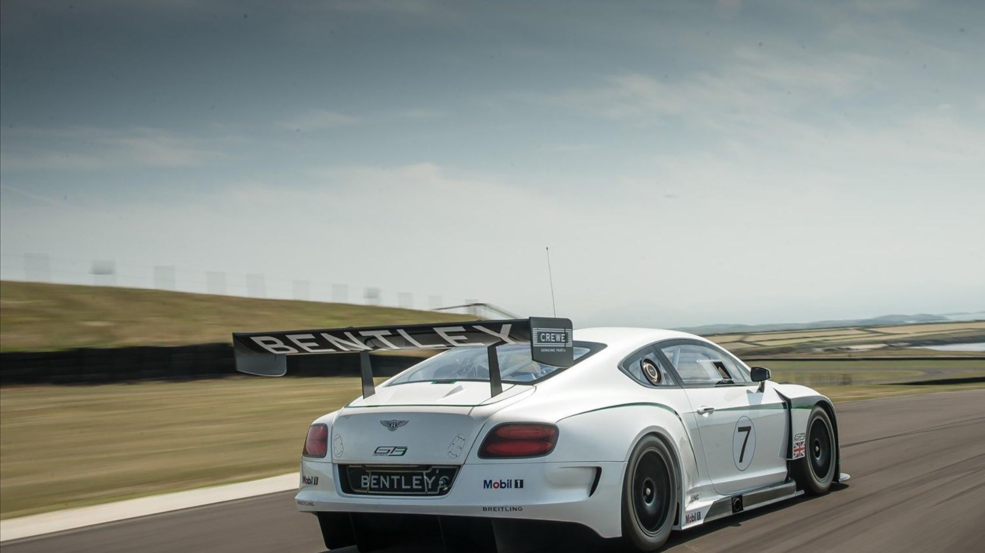 脊梁,西甲德比夜见证皮克个人能力的巅峰交响